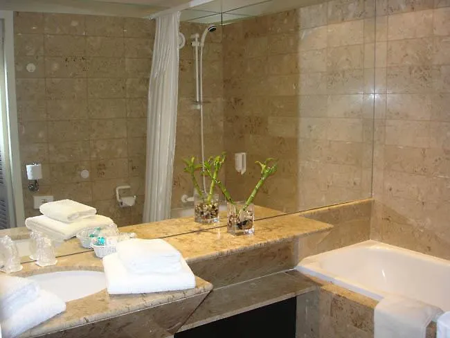 Holiday Inn Toulouse Centre ホテル